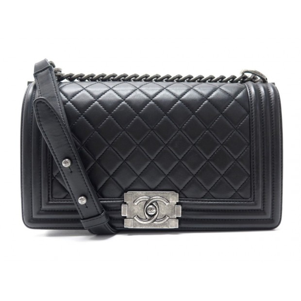 SAC A MAIN CHANEL BOY A67086 BANDOULIERE CUIR NOIR ET ATTRIBUTS RUTHENIUM 4700€