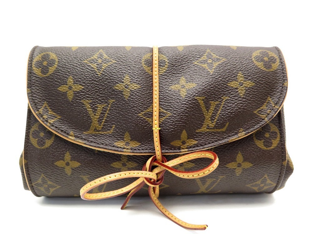 pochette bijou