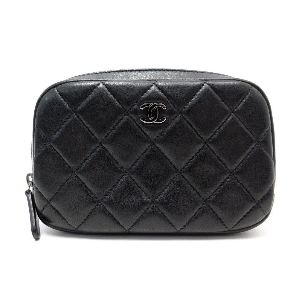 Clutch Bags Chanel New Chanel Cosmetic Pouch Pouch Bag in Caviar Leather Cosmetic Pouch