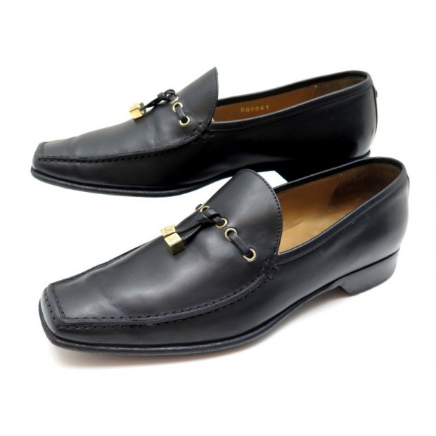 CHAUSSURES LOUIS VUITTON 37 MOCASSINS A BRELOQUES CUIR NOIR LOAFERS SHOES 500€