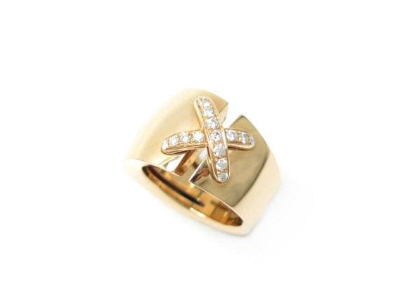bague chaumet liens croises gm asymetrique or rose et