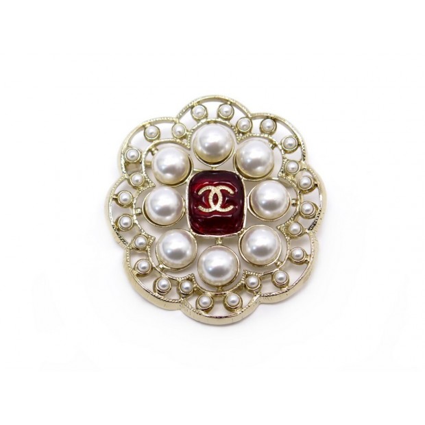 NEUF BROCHE CHANEL LOGO CC PERLES PIERRE ROUGE LOGO CC + BOITE NEW BROOCH 890€