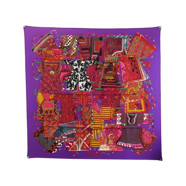 NEUF FOULARD HERMES VOYAGE EN ETOFFES ANNIE FAIVRE SOIE VIOLET SILK SCARF 375€