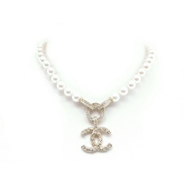 NEUF COLLIER CHANEL LOGO CC STRASS PERLES 43 CM EN METAL DORE PEARLS NECKLACE