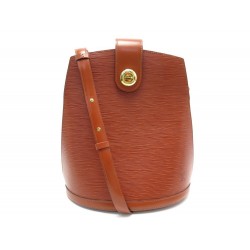 SAC A MAIN LOUIS VUITTON CLUNY EN CUIR EPI MARRON SEAU LEATHER HAND BAG 990€