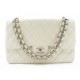 SAC A MAIN CHANEL TIMELESS JUMBO CUIR CAVIAR MATELASSE BLANC BANDOULIERE 6600€