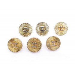 LOT DE 6 BOUTONS CHANEL LOGO CC EN METAL DORE POUR VESTE SET OF GOLDEN BUTTONS