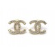 NEUF BOUCLES D'OREILLES CHANEL LOGO CC STRASS METAL DORE + BOITE EARRINGS 390€