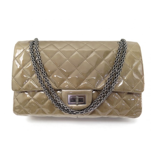 SAC A MAIN CHANEL 2.55 JUMBO EN CUIR VERNIS MATELASSE BANDOULIERE HAND BAG 6600€