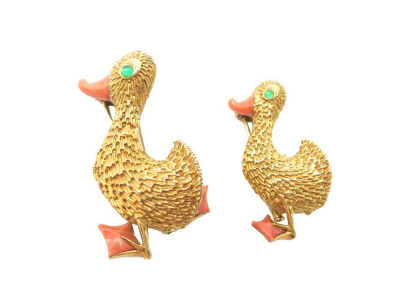 van cleef arpels 2 broches petits canards or jaune