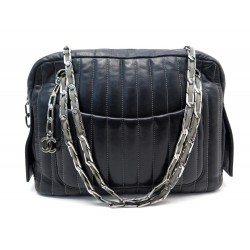 SAC A MAIN CHANEL MADEMOISELLE CAMERA LIGNE VERTICAL EN CUIR NOIR HAND BAG 3500€