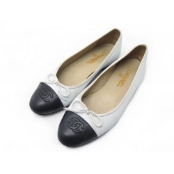 CHAUSSURES CHANEL BALLERINES A02819 LOGO CC 37 EN CUIR BLANC LEATHER SHOES 670€