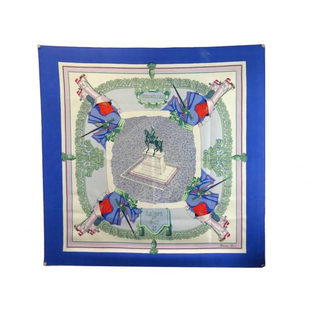 VINTAGE FOULARD HERMES LE PAVE DU ROY PAR HUGO GRYGKAR SOIE BLEU SILK SCARF 385€