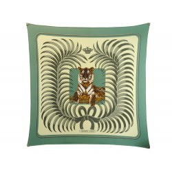 FOULARD HERMES TIGRE ROYAL CARRE PLISSE EN SOIE VERT + BOITE SILK SCARF 385€