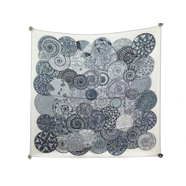 FOULARD HERMES REVES D'ESCARGOTS PAR CHRISTINE HENRY SOIE GRIS SILK SCARF 385€