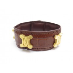 BRACELET CELINE LOGO TRIOMPHE 17 CM EN CUIR CROCODILE MARRON LEATHER 350€