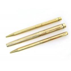 LOT 3 STYLOS SHEAFFER BILLE ET PLUME EN PLAQUE OR FOUnTAIN & BALLPOINT PEN SET