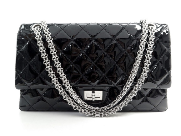 sac a main chanel 2.55 cuir vernis matelasse noir