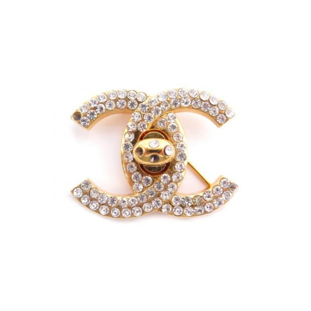 BROCHE CHANEL 1996 LOGO CC TIMELESS STRASS EN METAL DORE GOLDEN BROOCH 570€