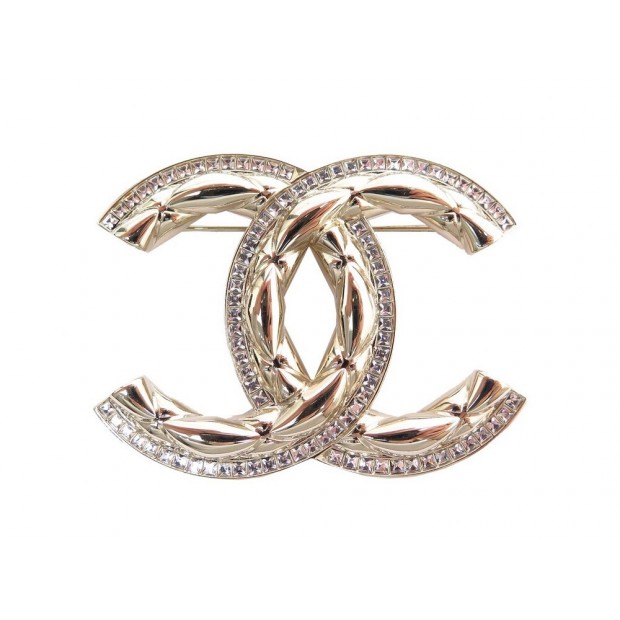 NEUF BROCHE CHANEL LOGO CC MATELASSE & STRASS AB2972 METAL DORE NEW BROOCH 540€