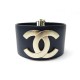 NEUF BRACELET CHANEL MANCHETTE LOGO CC L CUIR BLEU & METAL DORE BOITE CUFF 735€