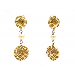 VINTAGE BOUCLES D'OREILLES CHANEL 1970 PERLES EN CAGE METAL DORE GOLDEN EARRINGS