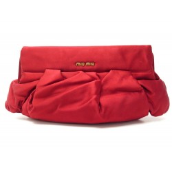 SAC POCHETTE A MAIN MIU MIU SAC A MAIN EN SATIN ROUGE RED POUCH HANDBAG CLUTCH