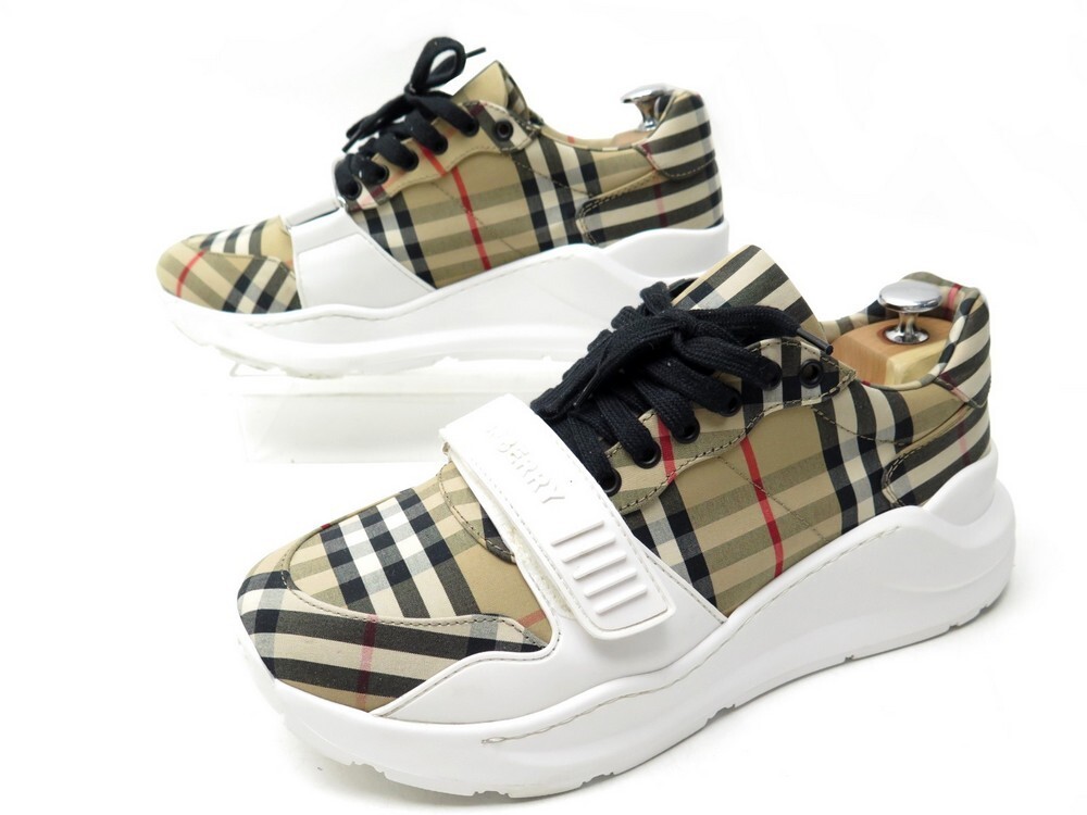 Arriba 72+ imagen burberry chaussures