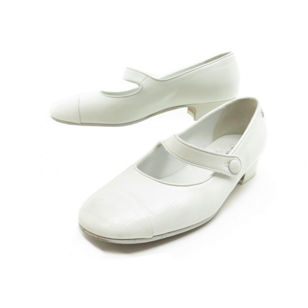 CHAUSSURES CHANEL ESCARPINS BABIES MARY JANE G34328 38.5 CUIR BLANC SHOES 950€