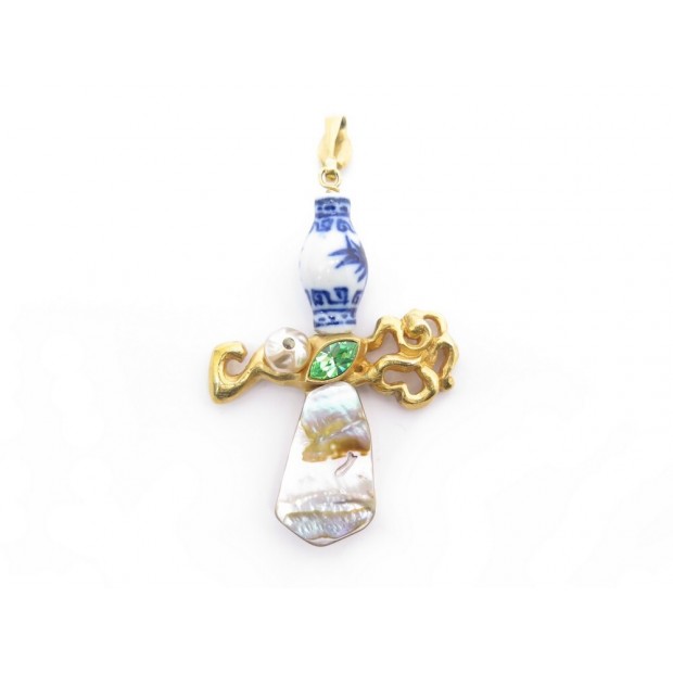 NEUF VINTAGE PENDENTIF CHRISTIAN LACROIX CROIX METAL DORE GOLDEN CROSS PENDANT