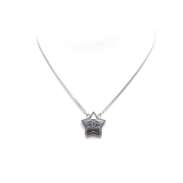 NEUF COLLIER CHANEL ETOILE LOGO CC 45 CM PENDENTIF METAL ARGENTE NECKLACE 750€