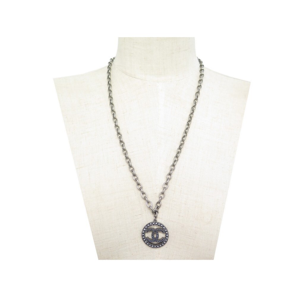 Chanel Large Link Necklace with CC Logo Pendant  Very Vintage