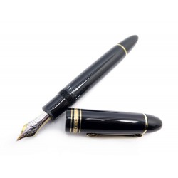 NEUF STYLO PLUME MONTBLANC MEISTERSTUCK 149 DORE NOIR 115384 PISTON PEN 800€