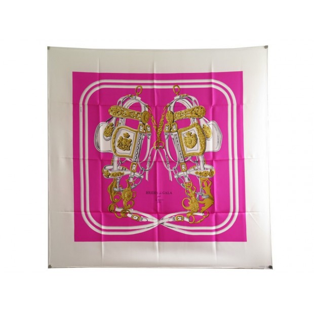 NEUF FOULARD HERMES BRIDES DE GALA HUGO GRYGKAR CARRE SOIE ROSE SILK SCARF 410€