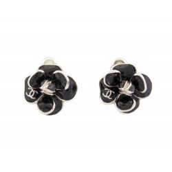 BOUCLES D'OREILLES CHANEL CAMELIA METAL ARGENTE & NOIR + BOITE EARRINGS 690€