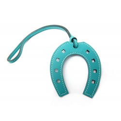 NEUF BIJOU DE SAC HERMES GRIGRI PADDOCK FER A CHEVAL CUIR BOITE HORSE CHARM 545€