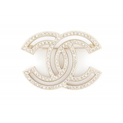 NEUF BROCHE CHANEL LOGO CC & STRASS A64746 EN METAL DORE NEW GOLDEN BROOCH 580€