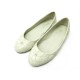 CHAUSSURES CHANEL CAMELIA G27322 36.5 BALLERINES EN CUIR CREME FLAT SHOES 750€