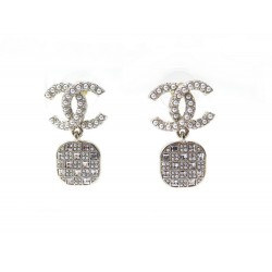 NEUF BOUCLES D'OREILLES CHANEL PAVAGE EN ACIER DORE STRASS NEW GOLDEN EARRINGS