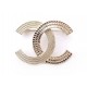 NEUF BROCHE CHANEL LOGO CC EN METAL DORE GUILLOCHE NEW GOLDEN BROOCH 580€