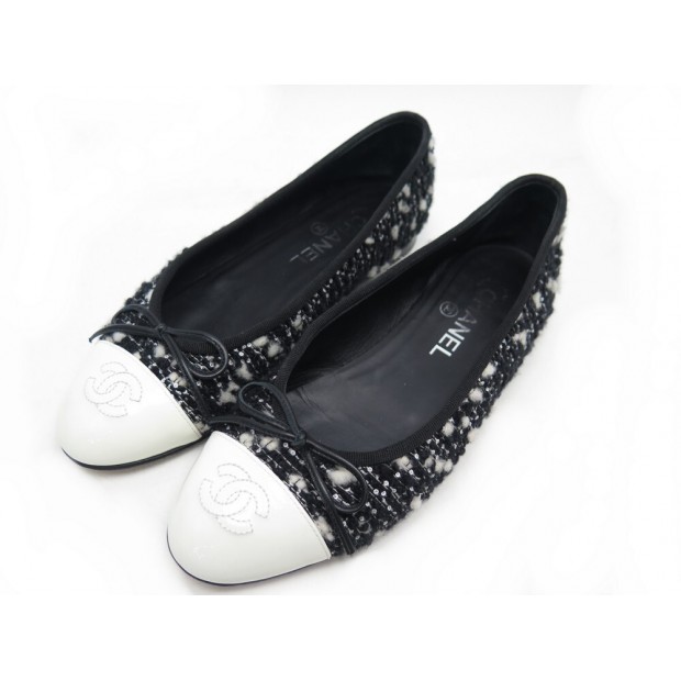 CHAUSSURES CHANEL G02819 37.5 BALLERINES EN TWEED NOIR ET BLANC FLAT SHOES 750€