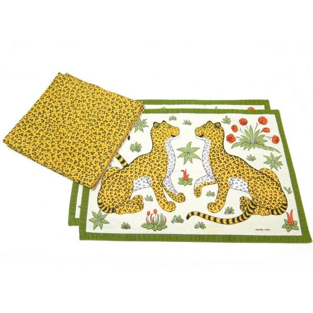 LOT HERMES 2 SET DE TABLE ET 2 SERVIETTES LEOPARDS PANTHERES NAPKINS PLACEMATS