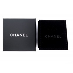 NEUF BOITE A BIJOUX CHANEL POUR BOUCLES D'OREILLES AVEC POCHON NOIR 7 X 4 CM