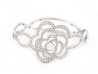 bracelet chanel fil de camelia or blanc 18k serti 230