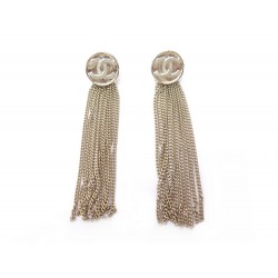 NEUF BOUCLES D'OREILLES CHANEL LOGO CC CHAINES PENDANTES DORE NEW EARRINGS 850€