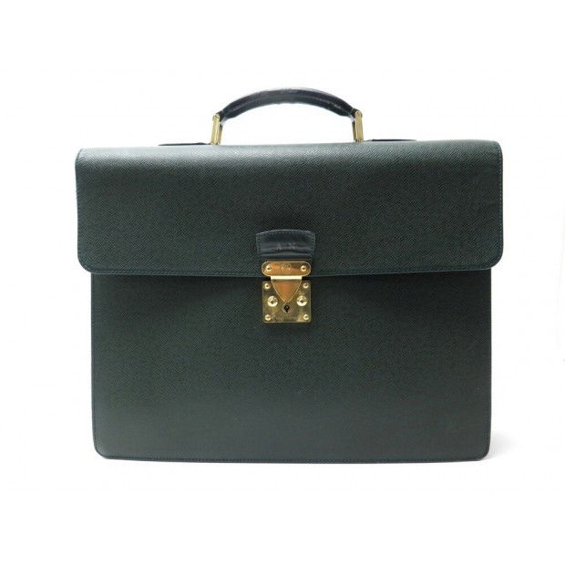 SACOCHE LOUS VUITTON CARTABLE ROBUSTO 2 SOUFFLET CUIR TAIGA VERT BRIEFCASE 3900€