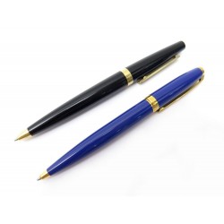 LOT DE 2 STYLOS BILLE ST DUPONT EN RESINE BLEUE ET NOIRE BLACK & BLUE PEN 330€