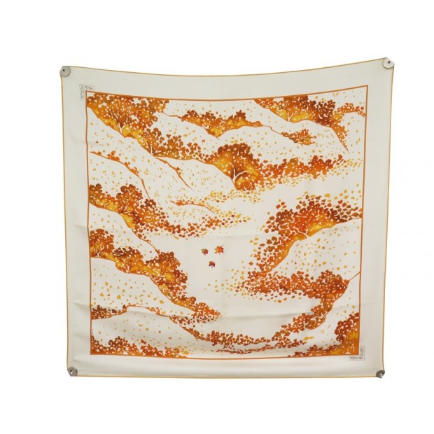 FOULARD HERMES TROIS FEUILLES CATHERINE BASCHET CARRE 90 SOIE ORANGE SCARF 410€