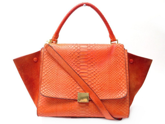 sac a main celine trapeze mm en cuir python daim