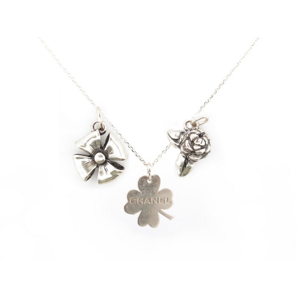 CHANEL Four Leaf Clover Pendant Necklace Orange Gold 959697 | FASHIONPHILE